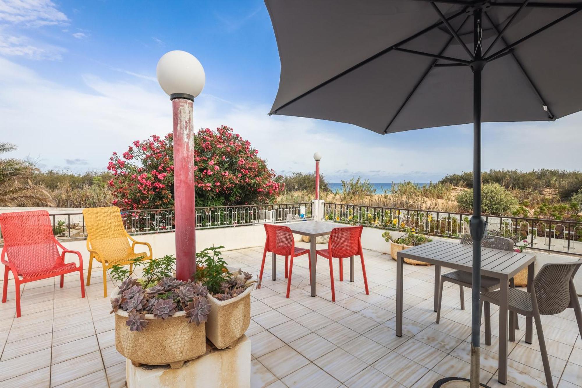 Theresia'S Porto Santo Luaran gambar