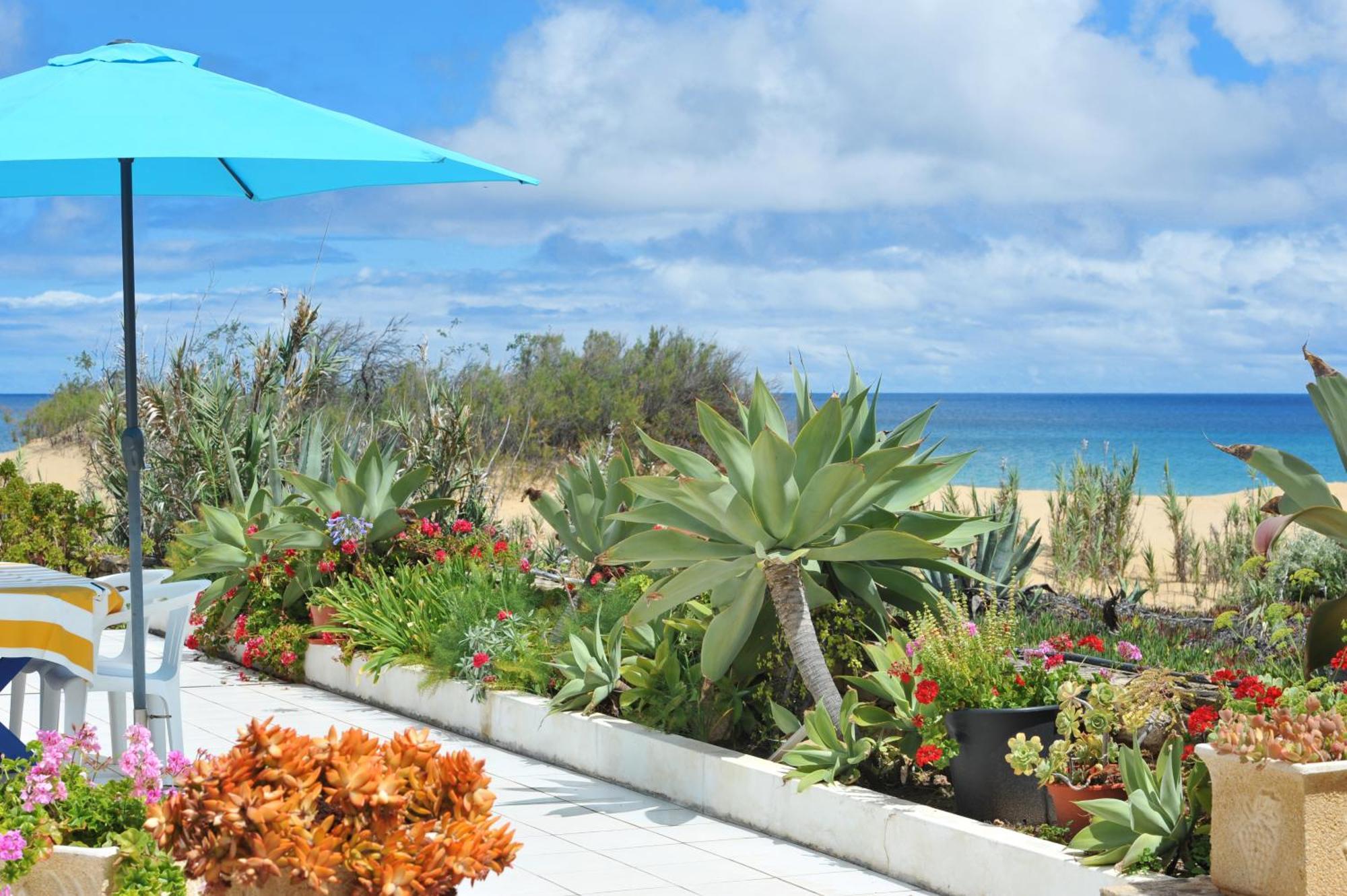 Theresia'S Porto Santo Luaran gambar