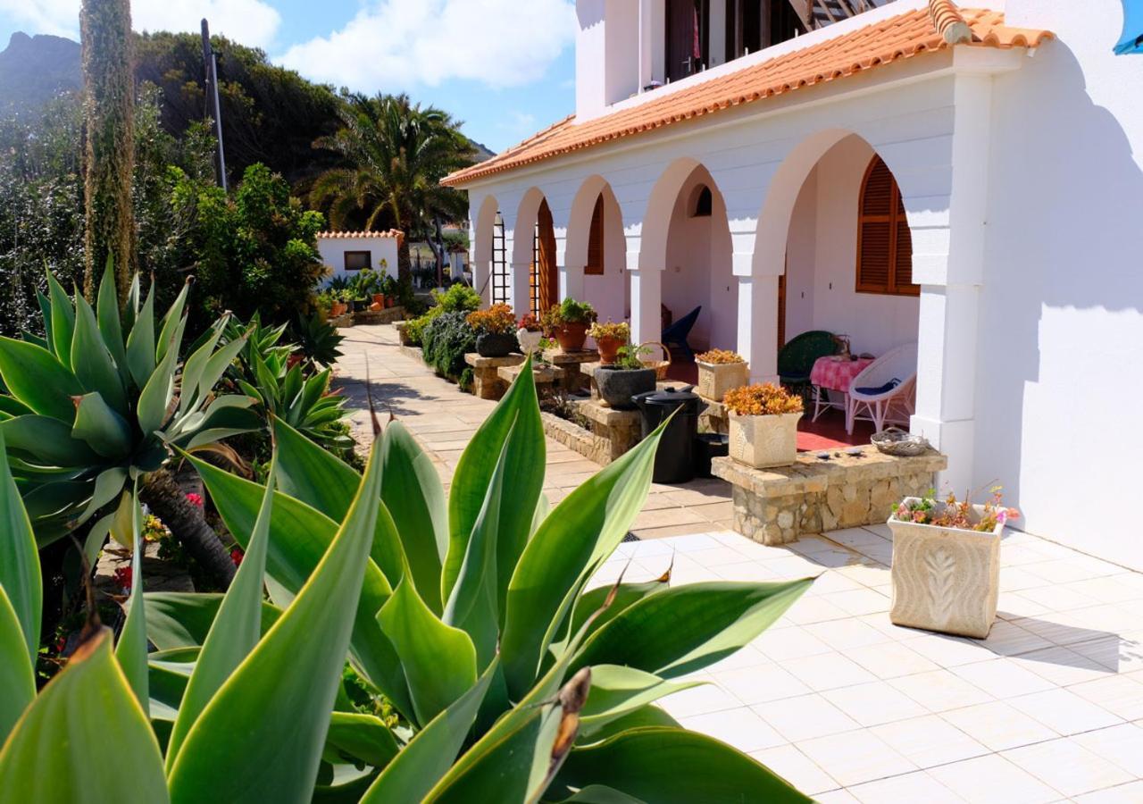 Theresia'S Porto Santo Luaran gambar